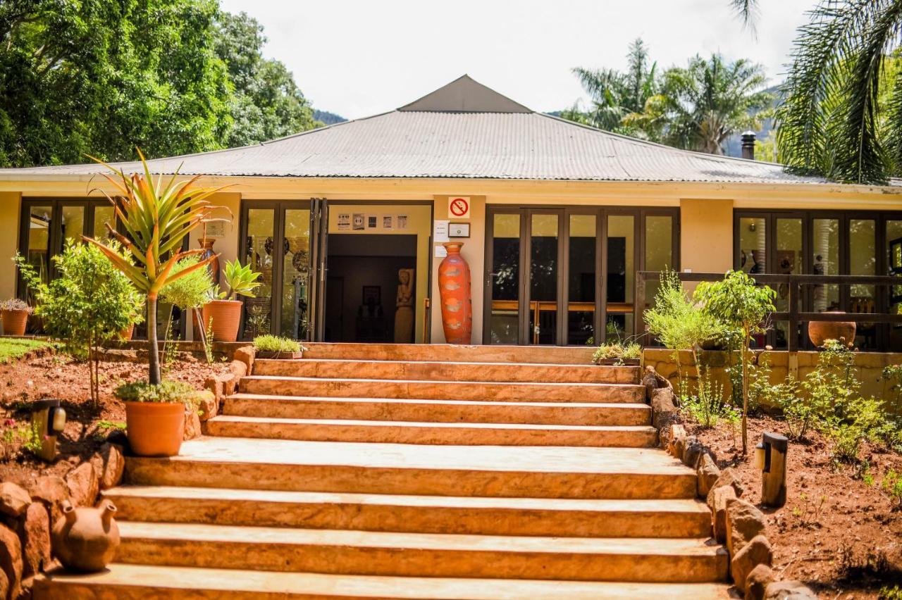 Madi A Thavha Mountain Lodge Louis Trichardt Exterior photo