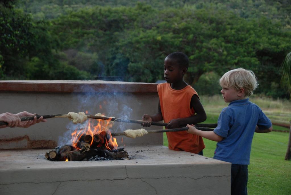 Madi A Thavha Mountain Lodge Louis Trichardt Exterior photo